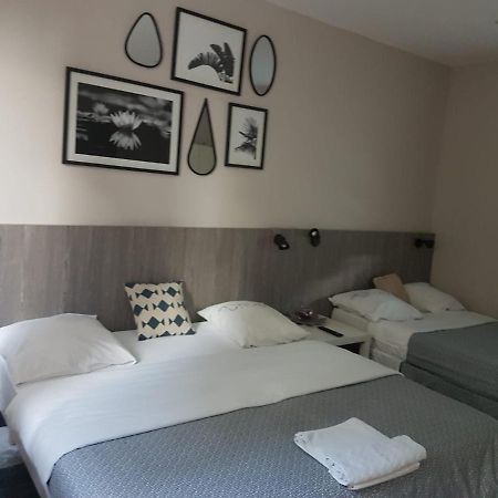Hameau Des Essarts Bed & Breakfast Grand-Couronne Екстериор снимка