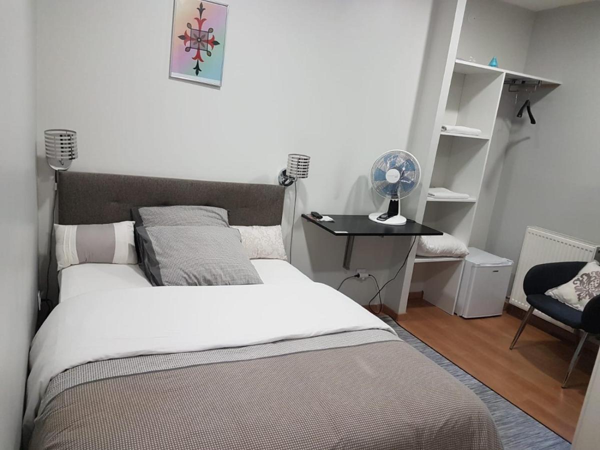 Hameau Des Essarts Bed & Breakfast Grand-Couronne Екстериор снимка